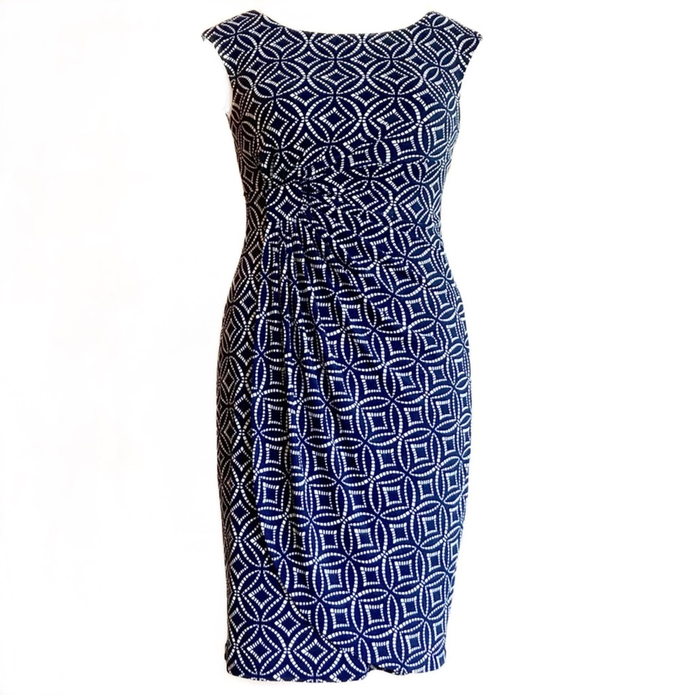 Covington Size 12 Navy & White Patterned Curve Hugging Dress